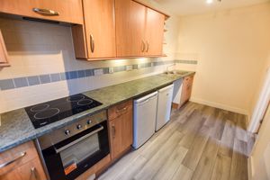 Kitchen- click for photo gallery